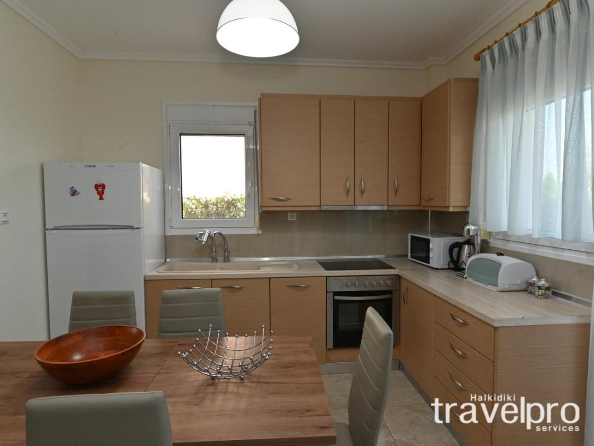 Villa Iris By Rentalspro Services - Agios Mamas Beach ภายนอก รูปภาพ